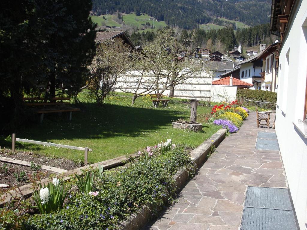 Gastehaus Treichl Hotel Fügen Екстериор снимка