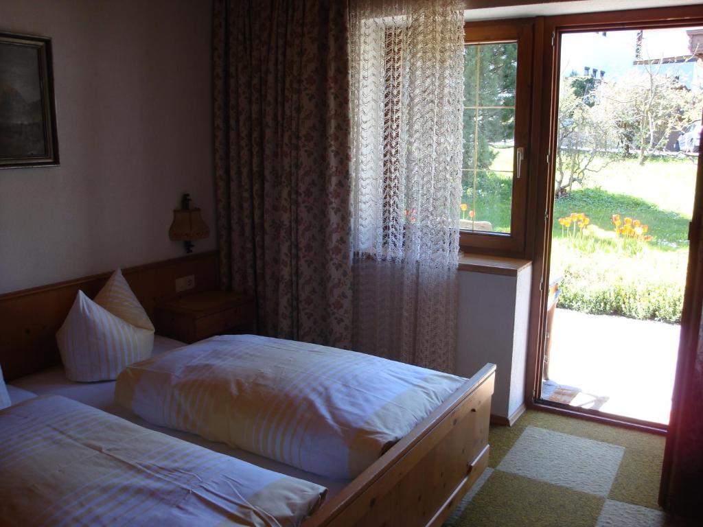Gastehaus Treichl Hotel Fügen Екстериор снимка