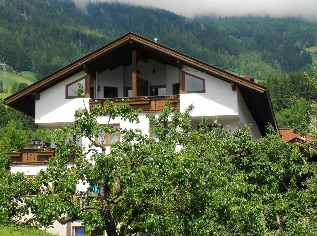 Gastehaus Treichl Hotel Fügen Екстериор снимка
